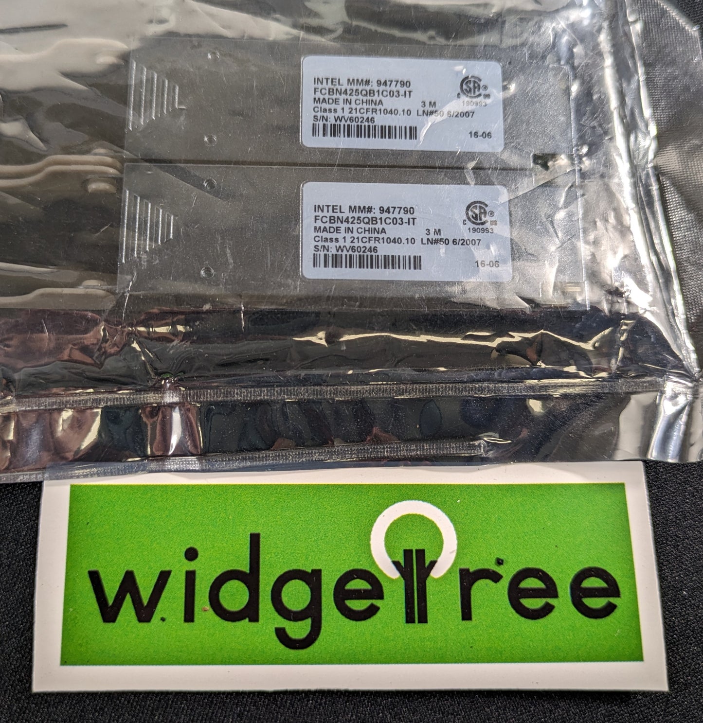 Intel QSFP28 3M Fiber Optic Transceiver Module 2pk - FCBN425QB1C03-IT / New
