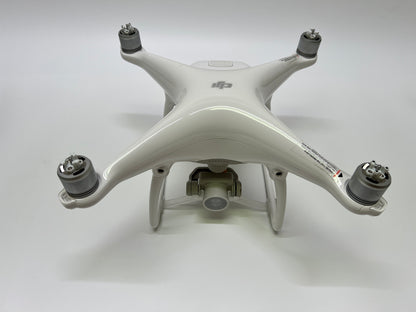 DJI Phantom 4 Drone w/rc - WM330A/GL300C CP.PT.000312 Reconditioned