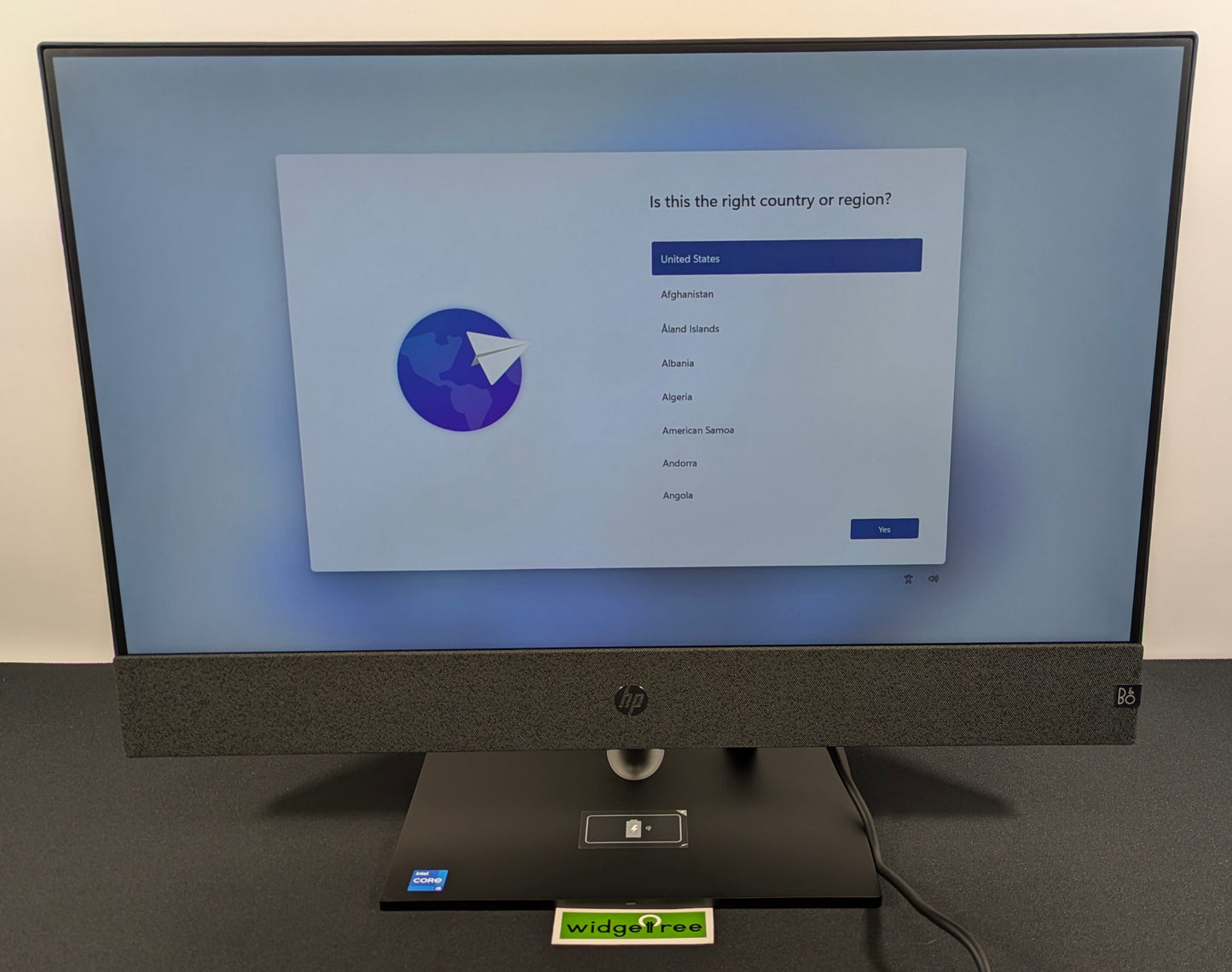 HP Pavilion 27-CA2244 - 27" i7 13th 16GB 1TB SSD Touch AiO PC - 7G9S0AA#ABA / Reconditioned