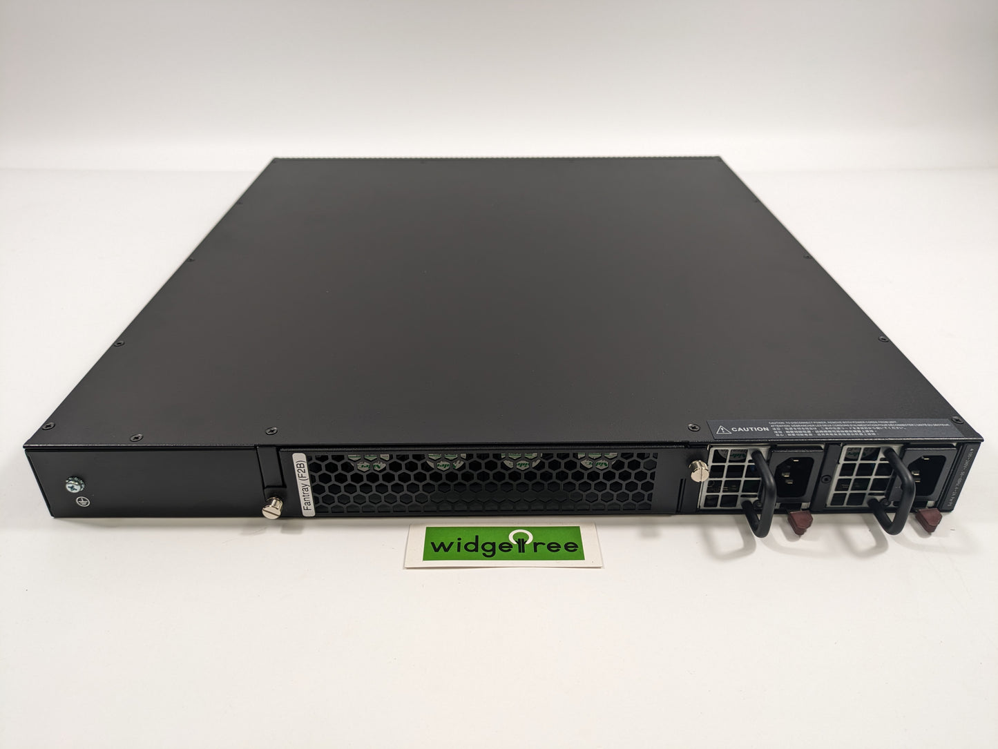Edgecore 48x Managed Gigabit PoE Ethernet Switch - 5610-52X-O-AC-F-US / Used