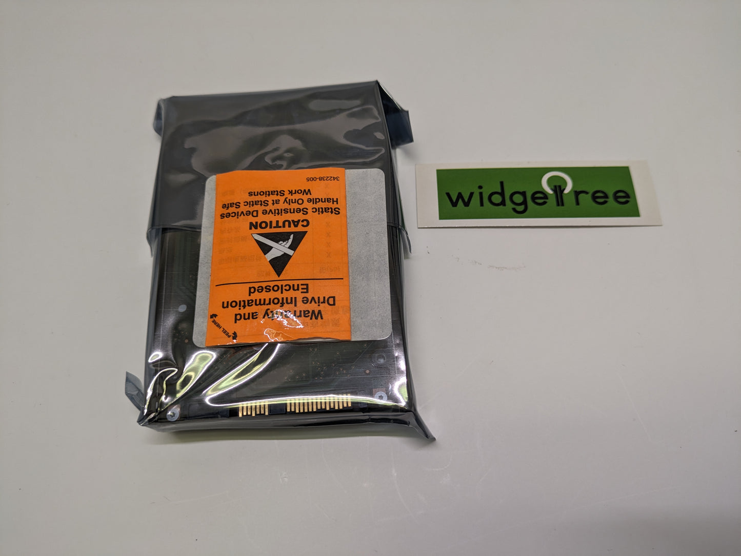 HPE 1TB 2.5" SAS Internal Hard Drive - P53563-B21 / Used