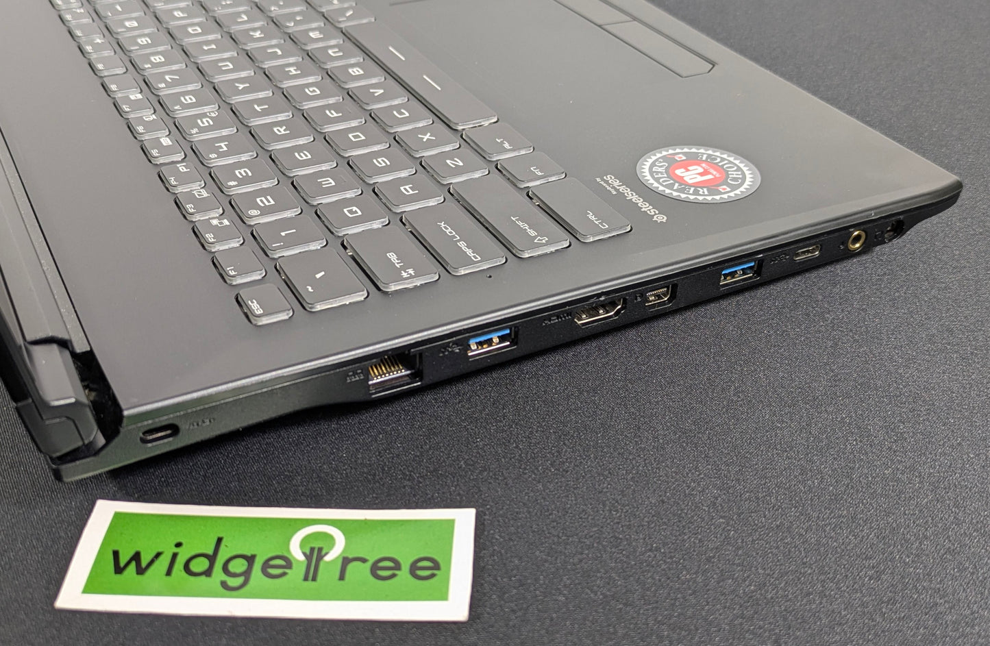MSI 15.6" i7 7th 16GB 256GB+1TB SSHD Laptop - GP62MVR-7RFX (Leopard Pro)-1264US / Reconditioned