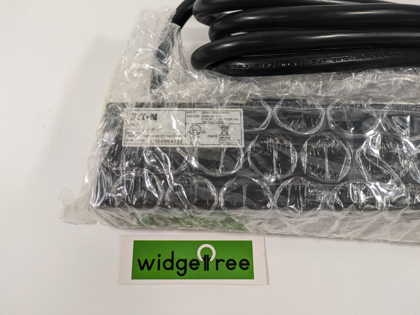 Eaton ePDU 13-Outlet Power Distribution Unit - EPBZ95 / Used
