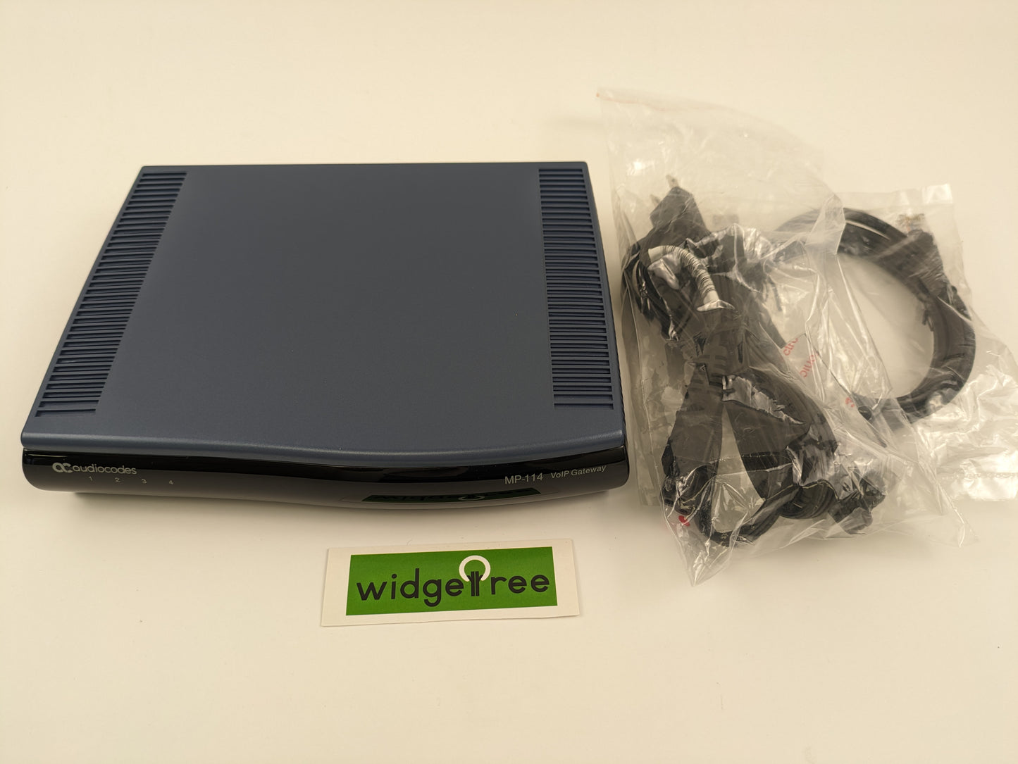 AudioCodes MediaPack 114 FXO Analog VoIP Gateway Device - MP114/4O/SIP/CER /  Used