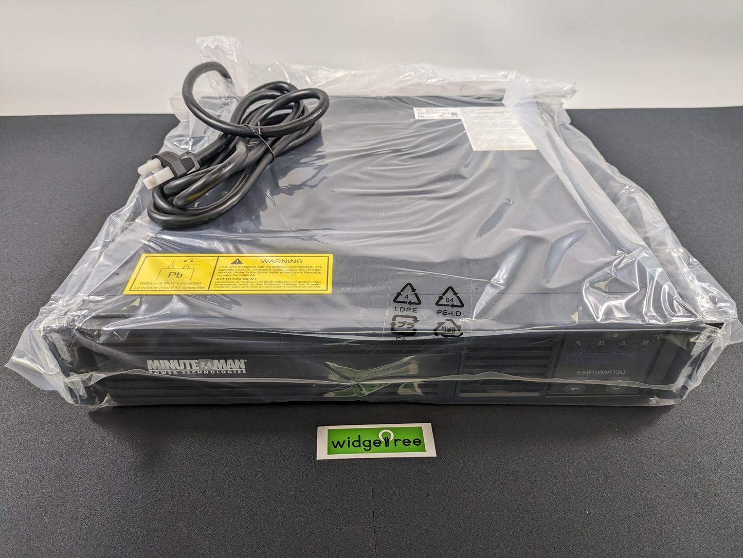 Minuteman EXR Line Interactive 2U 1000 VA 900W 14x UPS - EXR1000RT2U /  Used