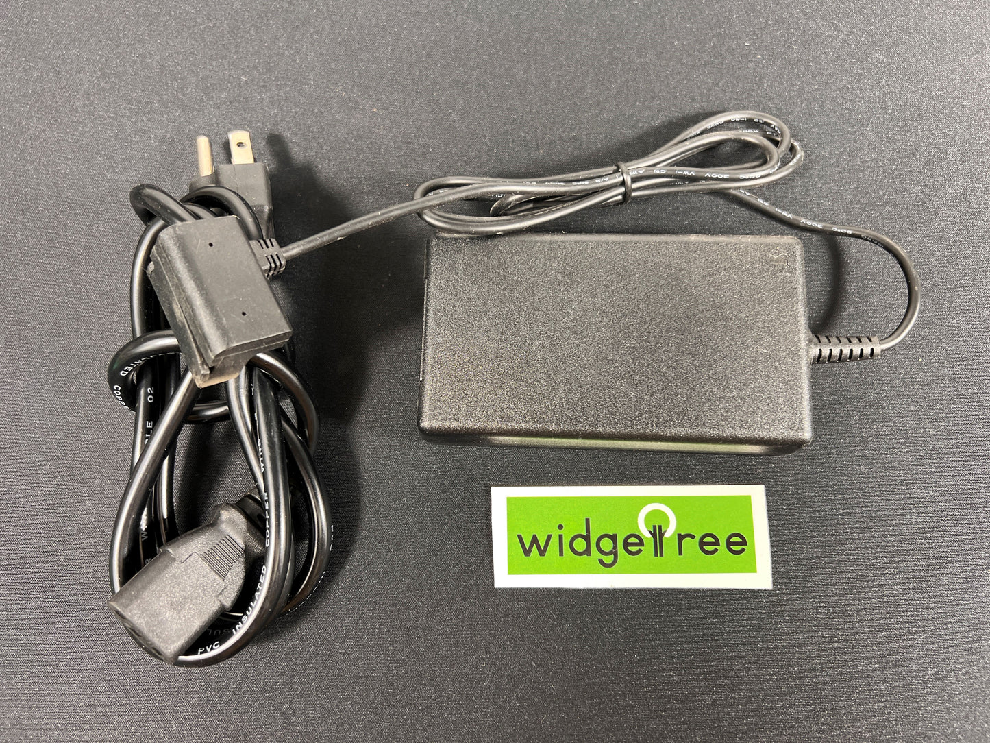Genuine DJI Phantom 2 Battery Charger HP-A0502R3D /  Used