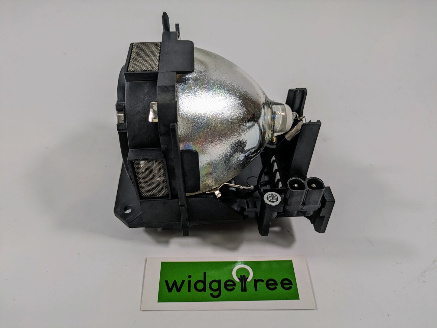 BTI Panasonic Replacement 60W Projector Lamp - ET-LAD60W-BTI /  Used