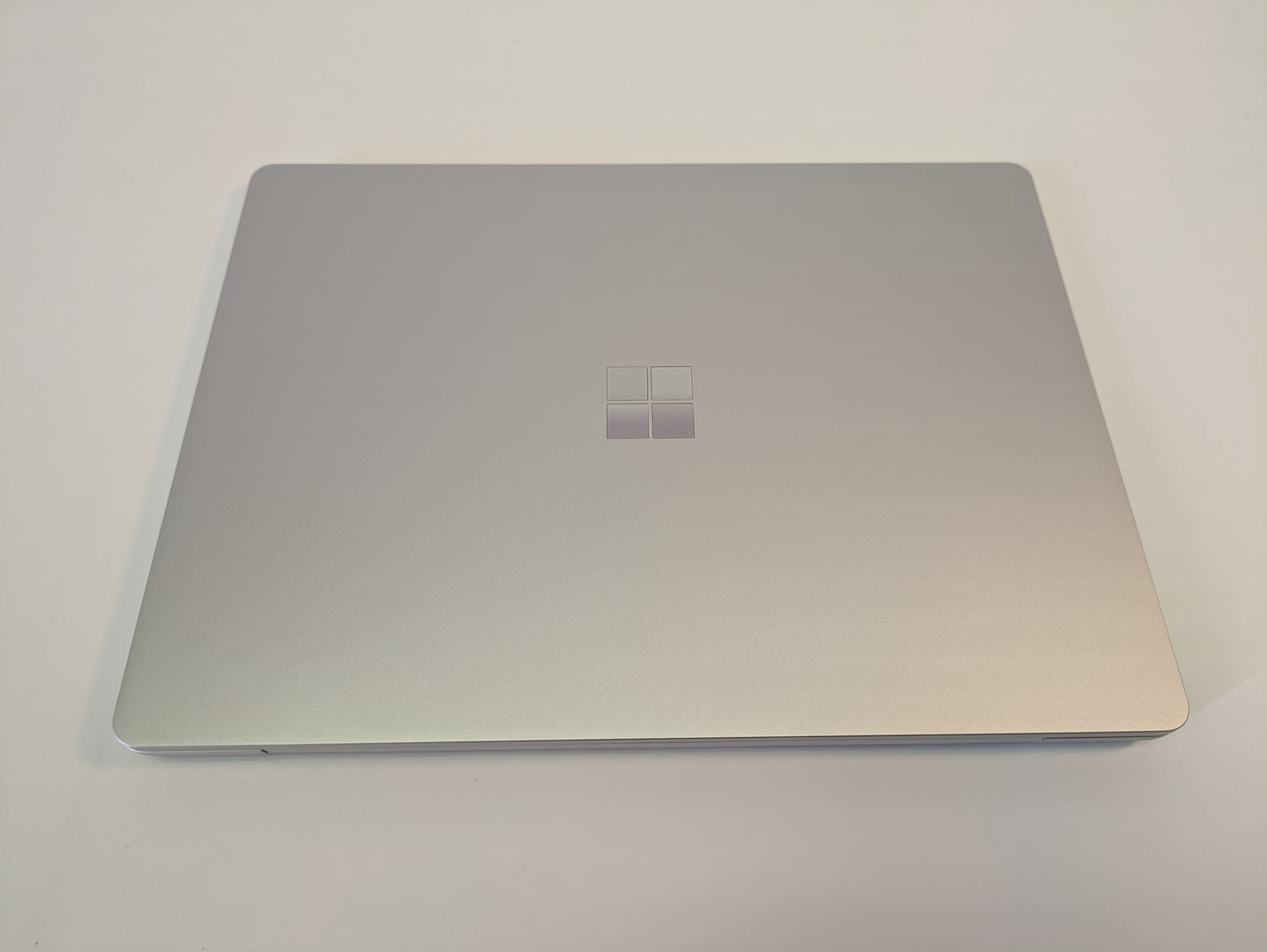 Microsoft Surface Go 12.4" Core i5 10th 8GB 128GB SSD Laptop - 21L-00001 Reconditioned