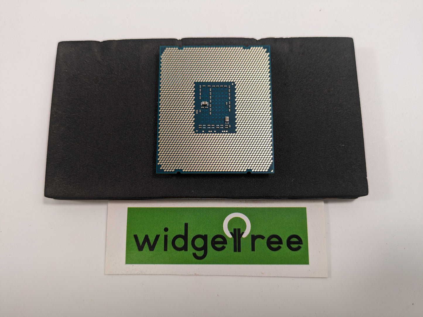 Intel Xeon E5-2660 v3 10-Core 2.60 GHz Processor - CM8064401446117 /  Reconditioned